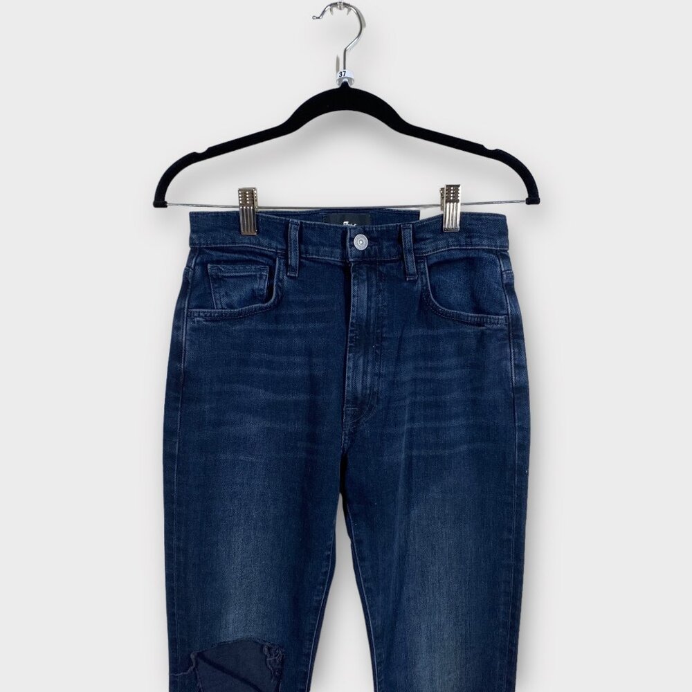 NWT 7 For All Mankind Easy Slim Dark Distressed with Open Knee Jeans, Size 28 - Picture 3 of 13